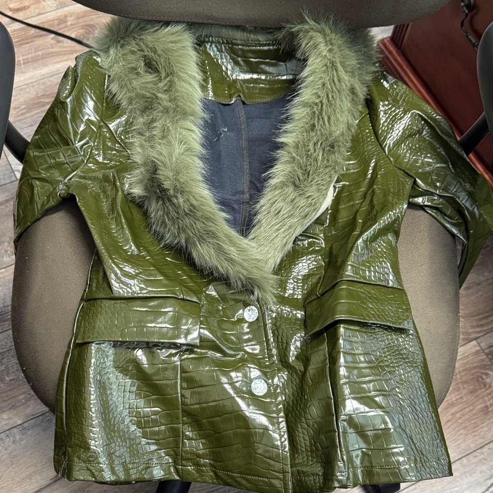 SHEIN Glossy Olive Green Faux Fur Leather Jacket